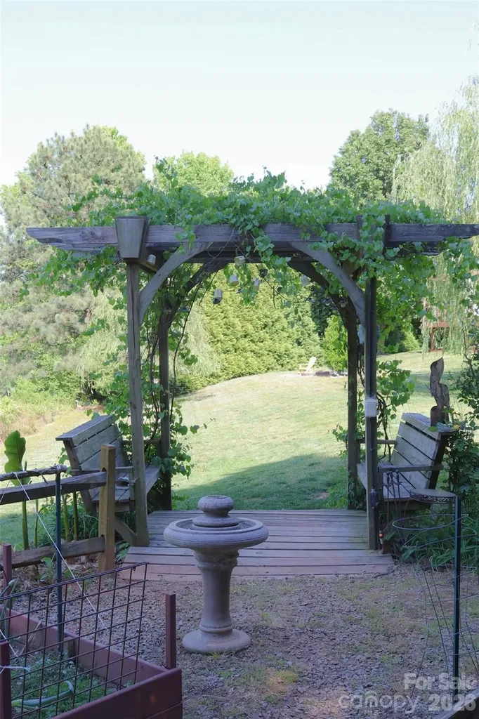 2325 Perry Road Denver NC 28037