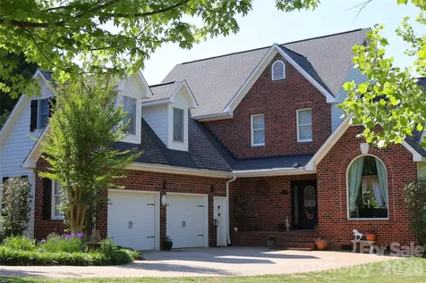 2325 Perry Road Denver NC 28037