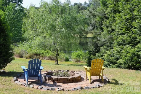 2325 Perry Road Denver NC 28037