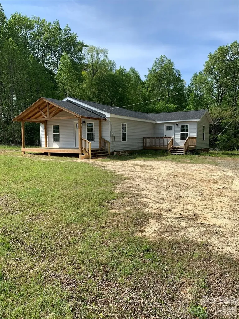 603 Hogan Farm Road Seagrove NC 27341
