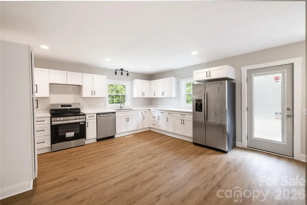 603 Hogan Farm Road Seagrove NC 27341