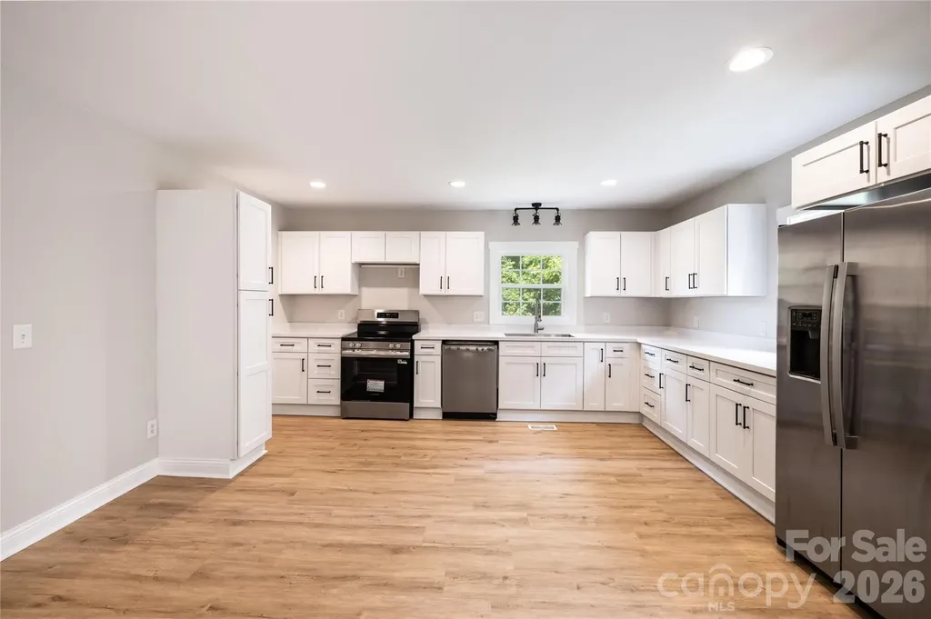 603 Hogan Farm Road Seagrove NC 27341