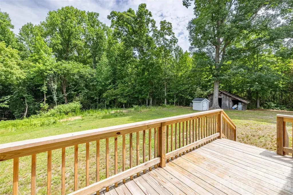 603 Hogan Farm Road Seagrove NC 27341