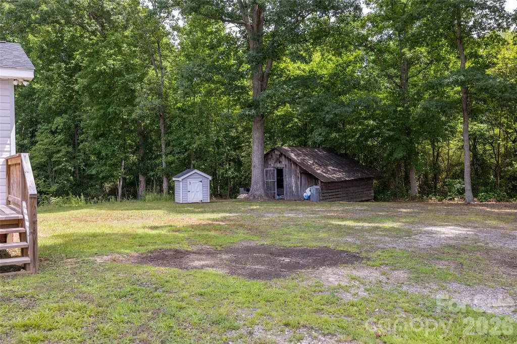 603 Hogan Farm Road Seagrove NC 27341