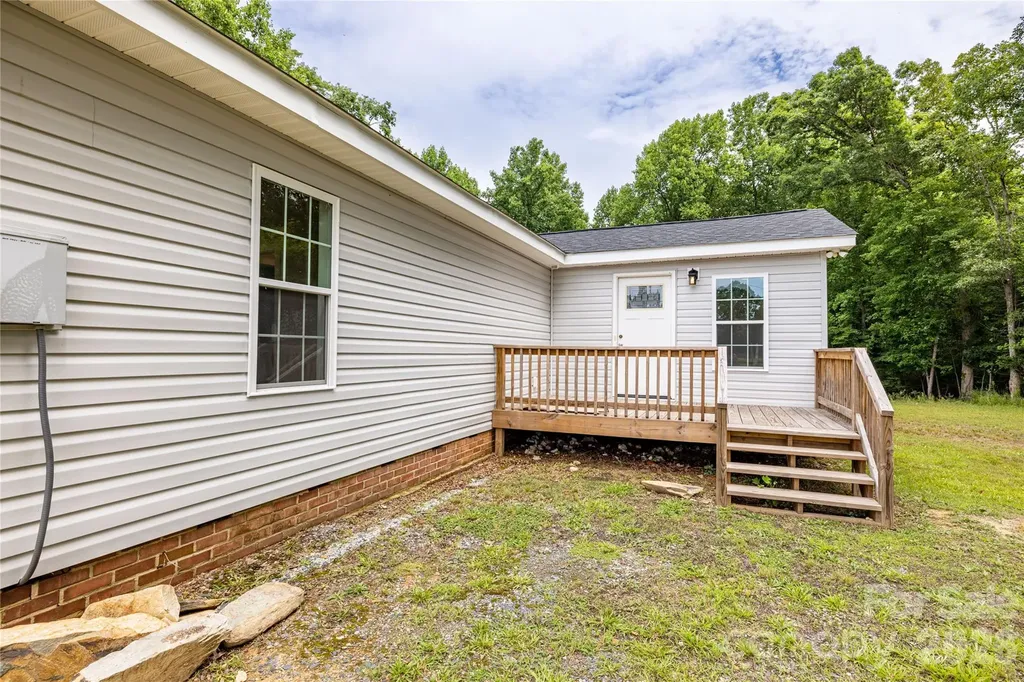 603 Hogan Farm Road Seagrove NC 27341