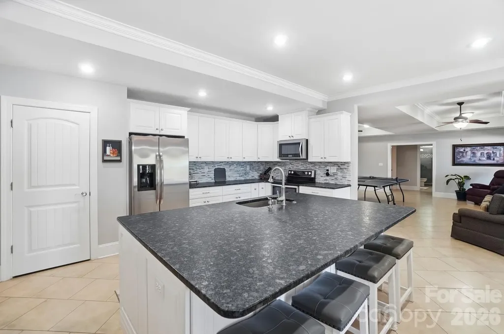 159 Riverchase Lane Mooresville NC 28115
