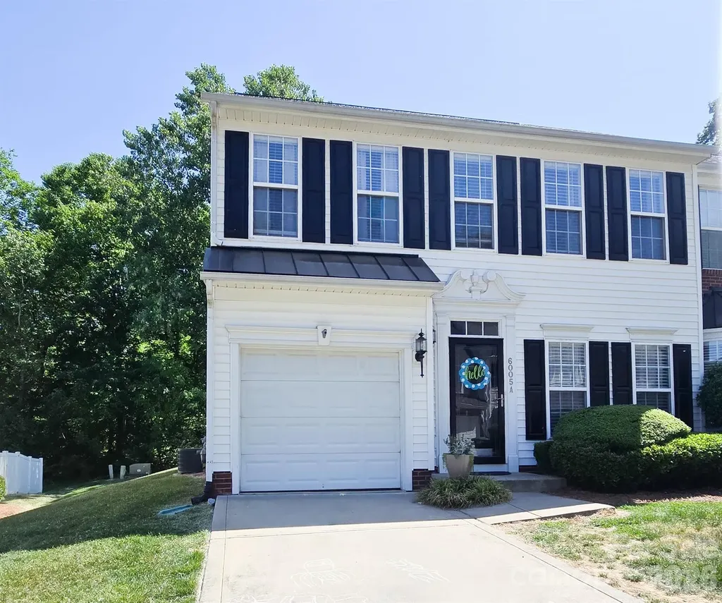 6005 Boathouse Lane Cramerton NC 28032