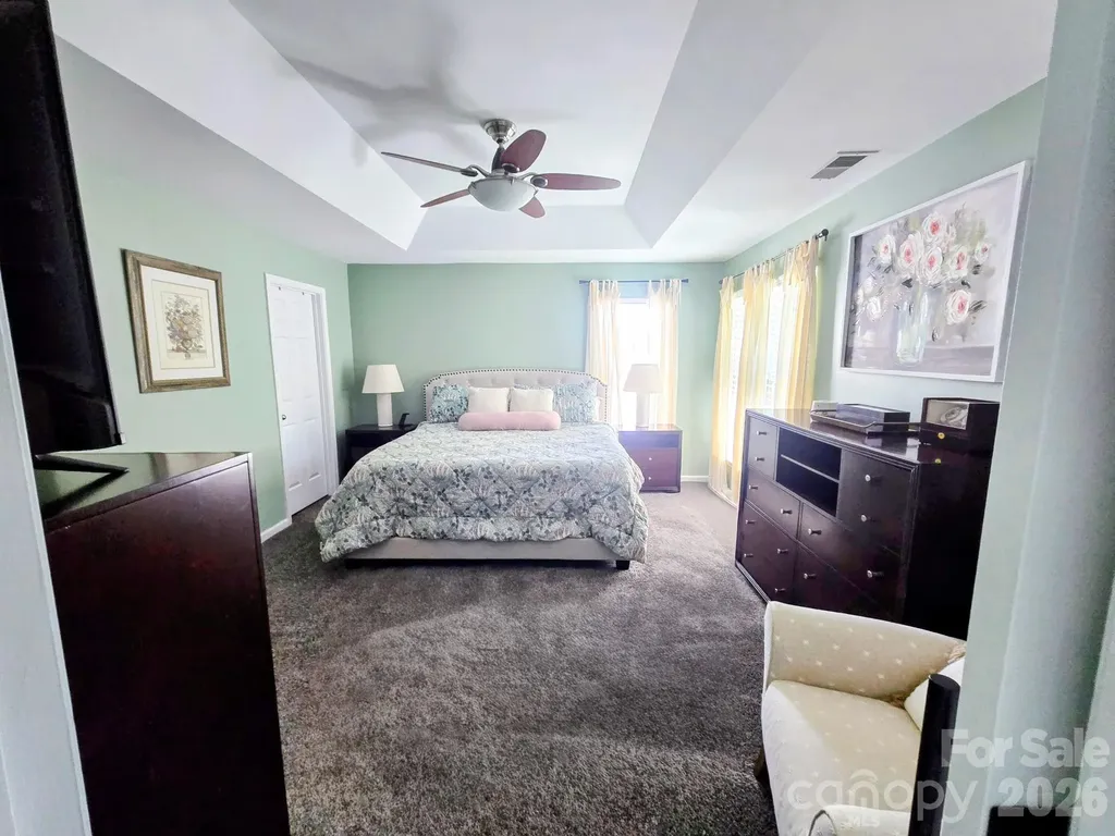 6005 Boathouse Lane Cramerton NC 28032
