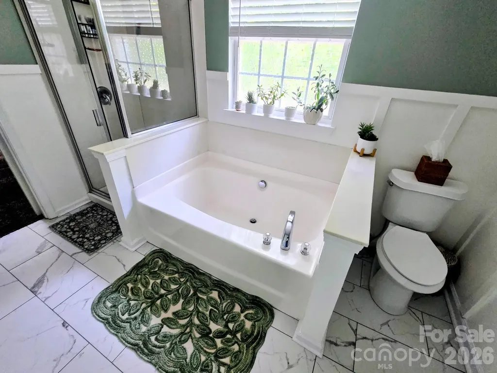 6005 Boathouse Lane Cramerton NC 28032