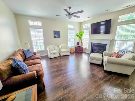 6005 Boathouse Lane Cramerton NC 28032