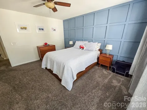 6005 Boathouse Lane Cramerton NC 28032