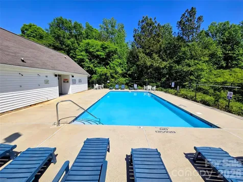 6005 Boathouse Lane Cramerton NC 28032