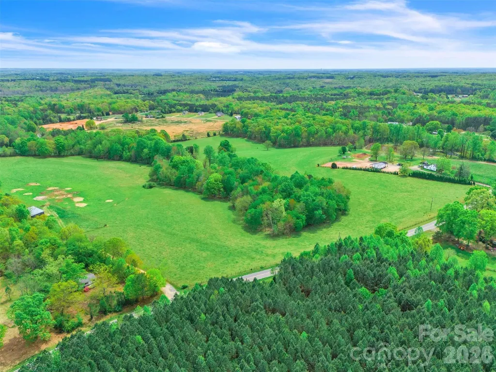 1376-2 Lowrance Road Catawba NC 28609