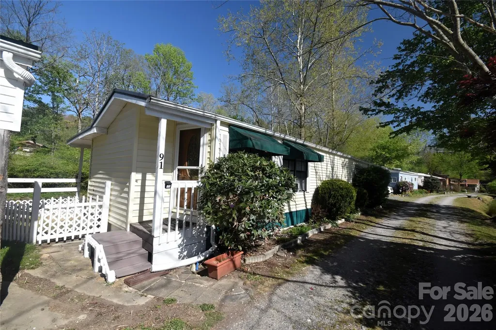 91 Mallard Loop Waynesville NC 28785