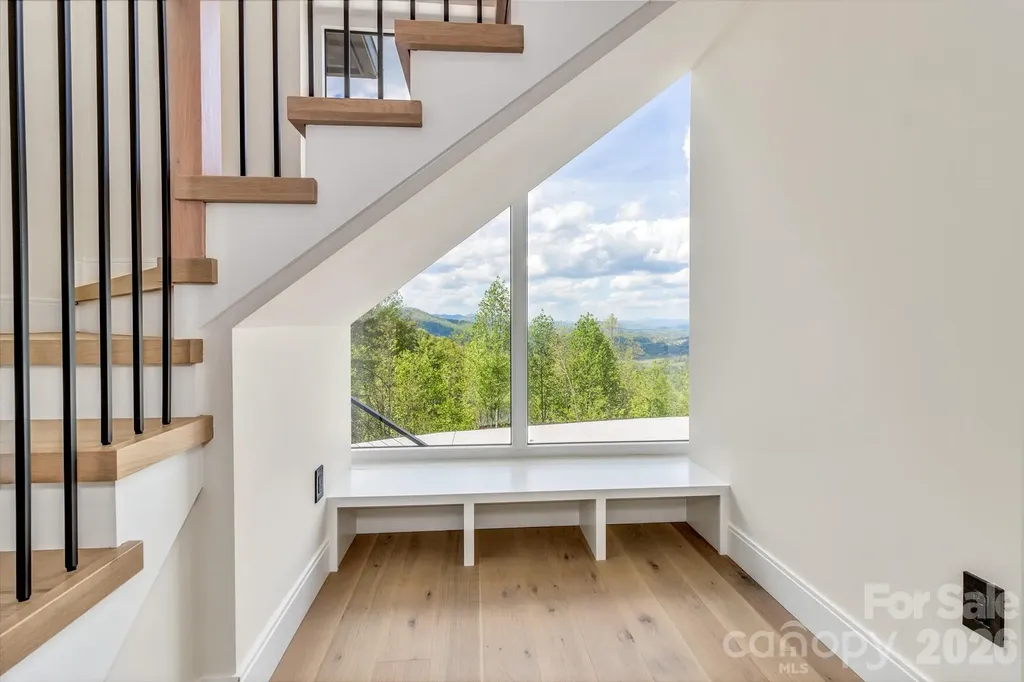 134 View Ridge Parkway Leicester NC 28748