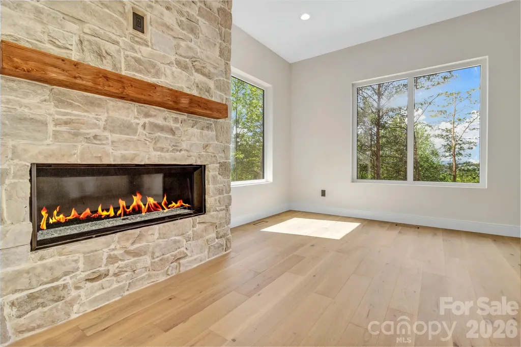 134 View Ridge Parkway Leicester NC 28748