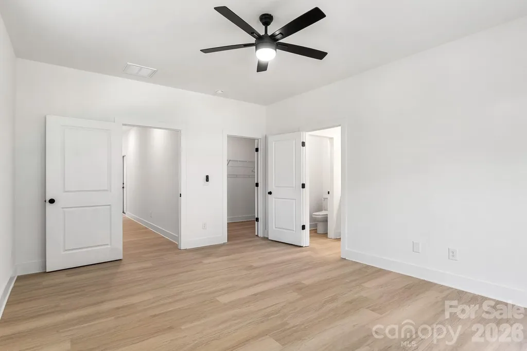 2522 Deherradora Avenue Charlotte NC 28208