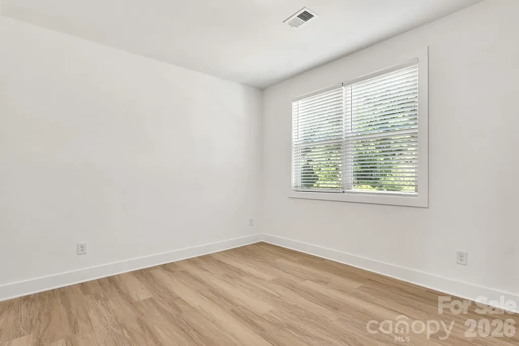 2522 Deherradora Avenue Charlotte NC 28208