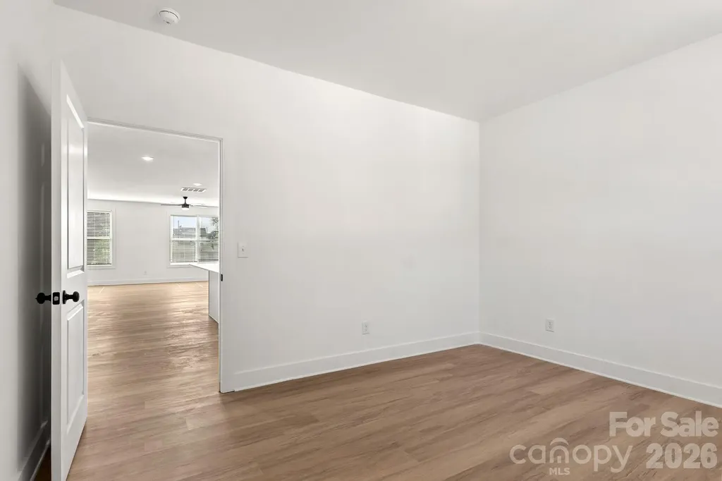 2522 Deherradora Avenue Charlotte NC 28208