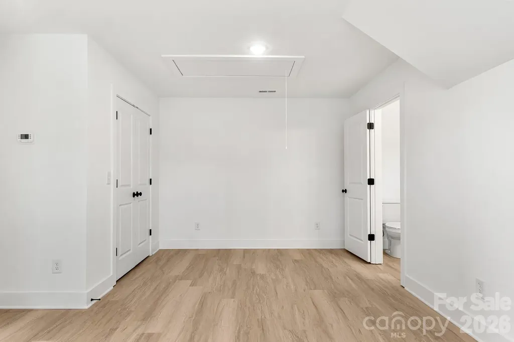 2522 Deherradora Avenue Charlotte NC 28208
