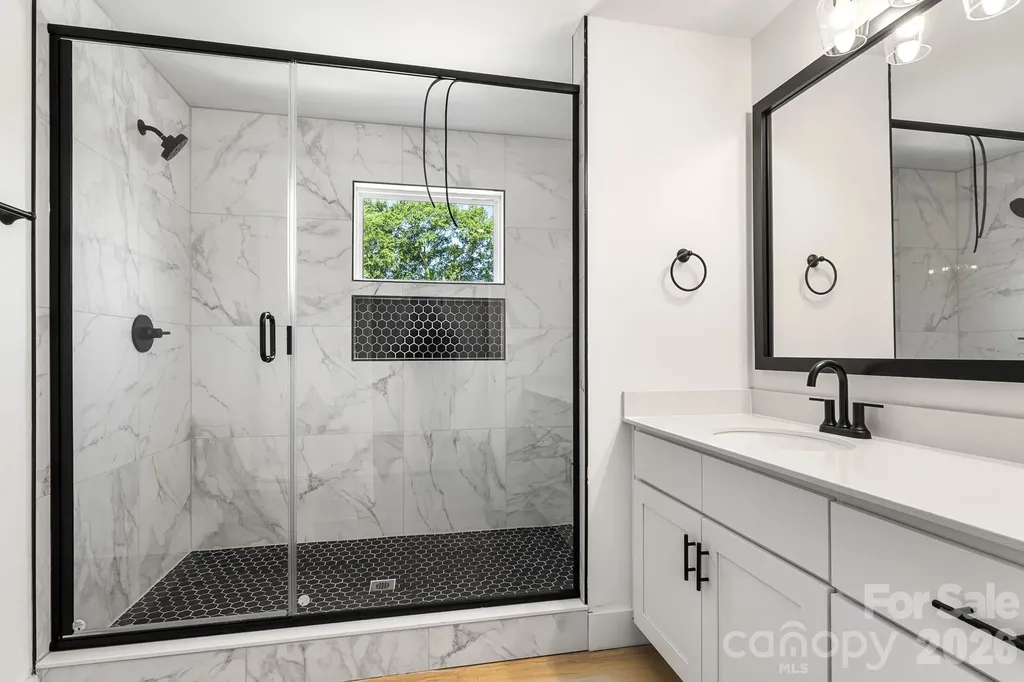 2522 Deherradora Avenue Charlotte NC 28208