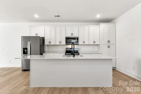 2522 Deherradora Avenue Charlotte NC 28208