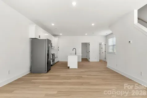 2522 Deherradora Avenue Charlotte NC 28208