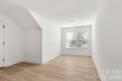 2522 Deherradora Avenue Charlotte NC 28208