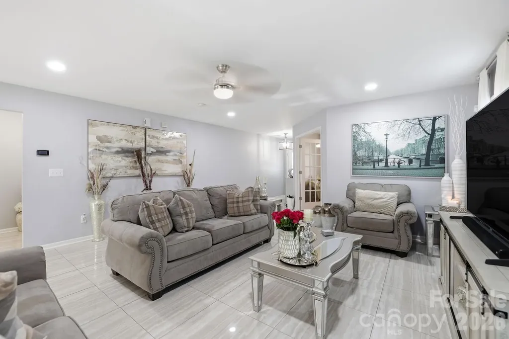 14227 Lake Crossing Drive Charlotte NC 28278
