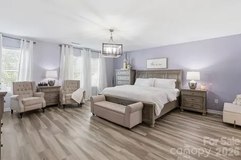 14227 Lake Crossing Drive Charlotte NC 28278