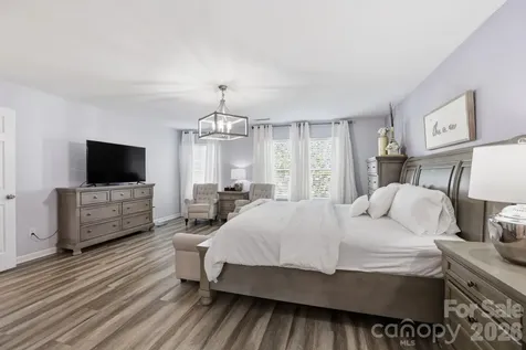 14227 Lake Crossing Drive Charlotte NC 28278