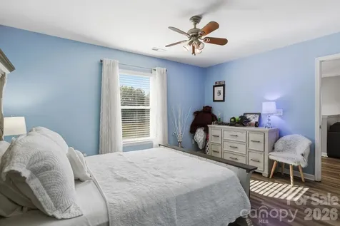 14227 Lake Crossing Drive Charlotte NC 28278
