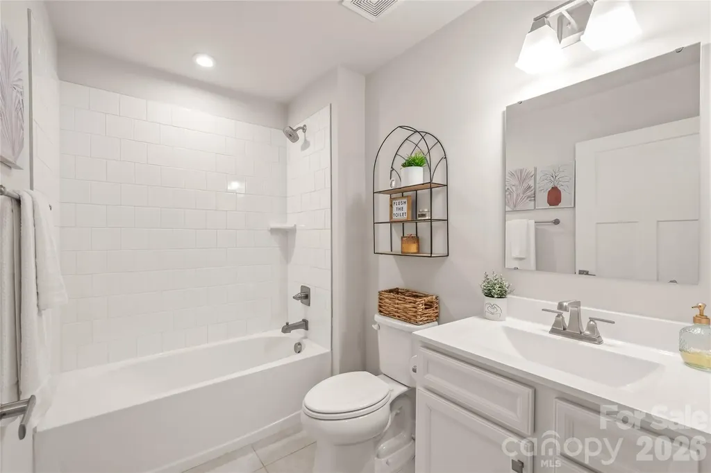 4105 Jones Creek Lane Charlotte NC 28215