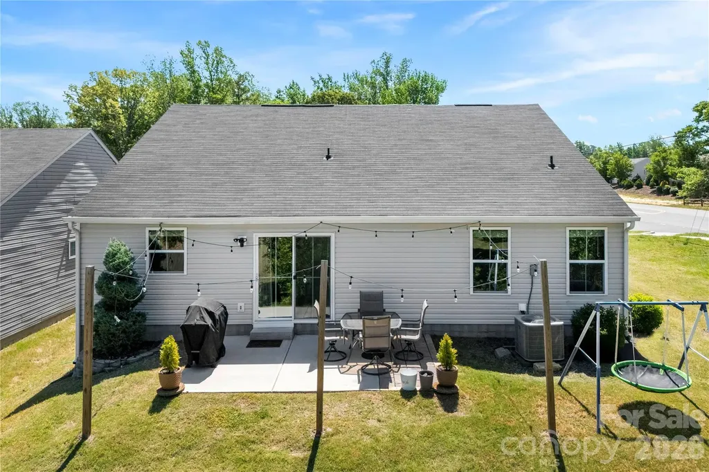 4105 Jones Creek Lane Charlotte NC 28215