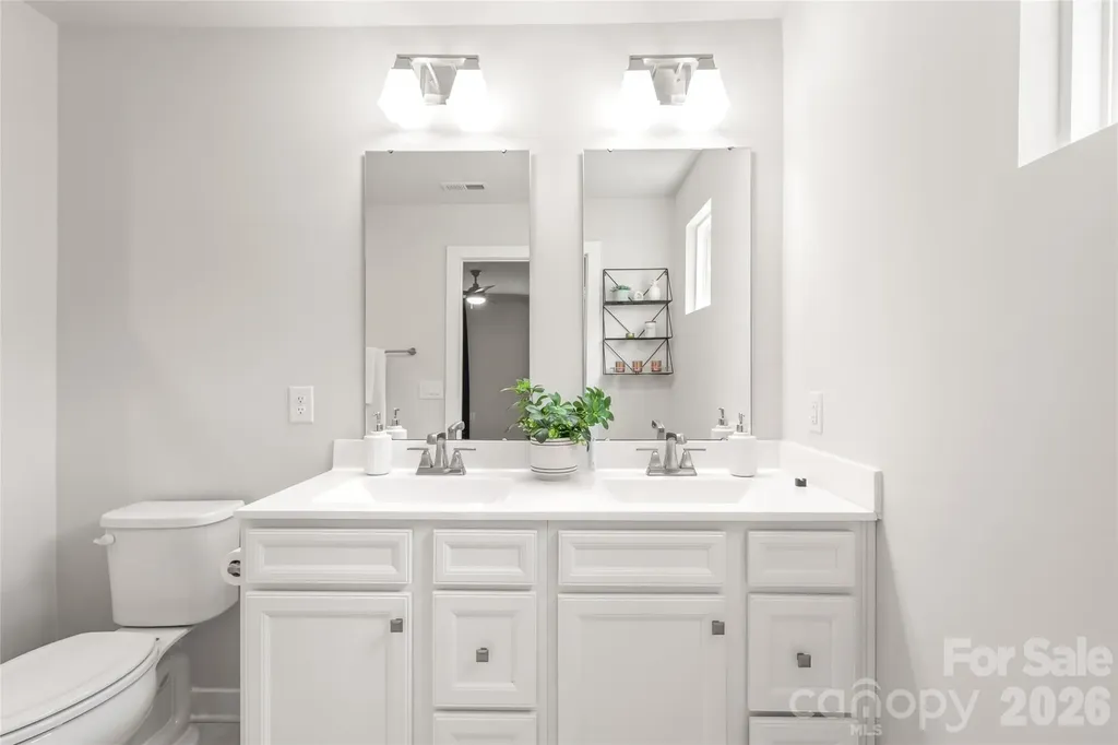 4105 Jones Creek Lane Charlotte NC 28215
