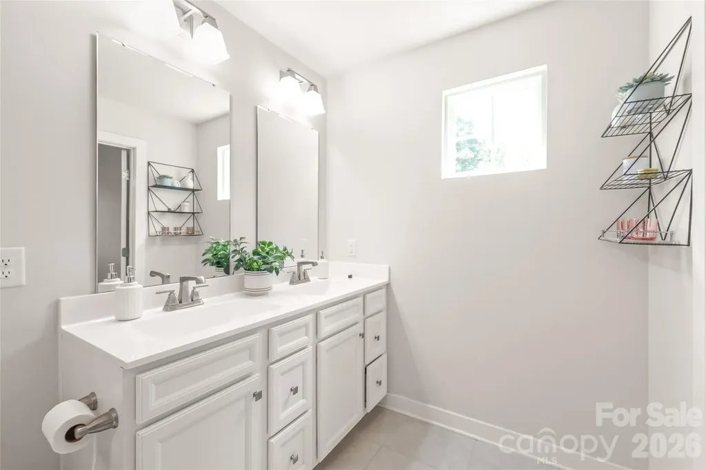 4105 Jones Creek Lane Charlotte NC 28215