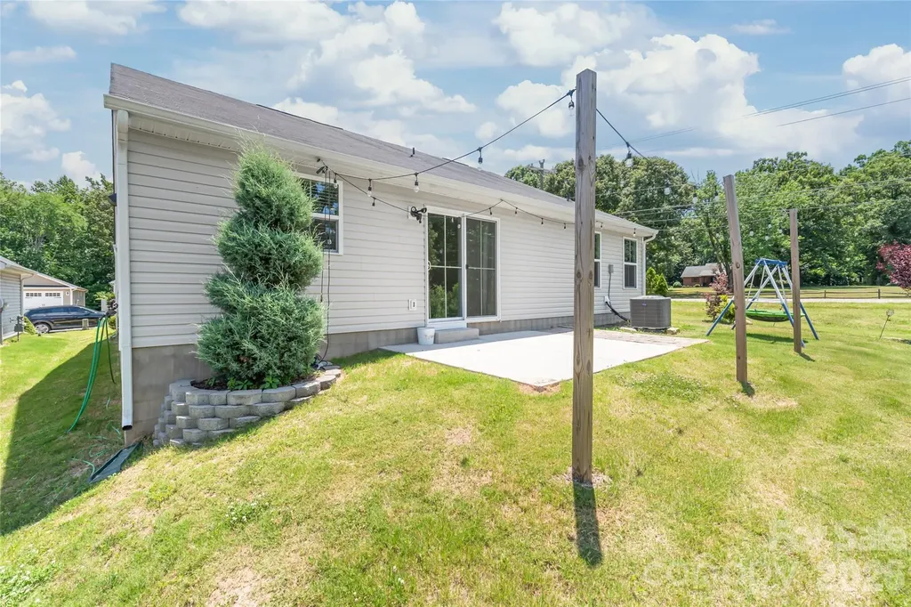 4105 Jones Creek Lane Charlotte NC 28215
