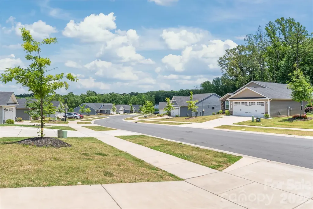 4105 Jones Creek Lane Charlotte NC 28215