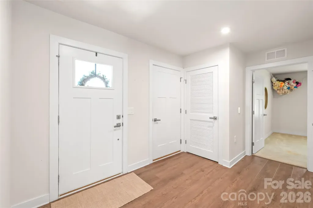 4105 Jones Creek Lane Charlotte NC 28215