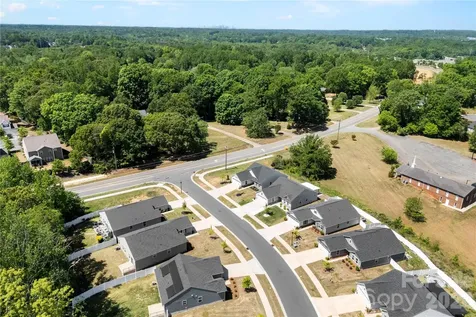 4105 Jones Creek Lane Charlotte NC 28215