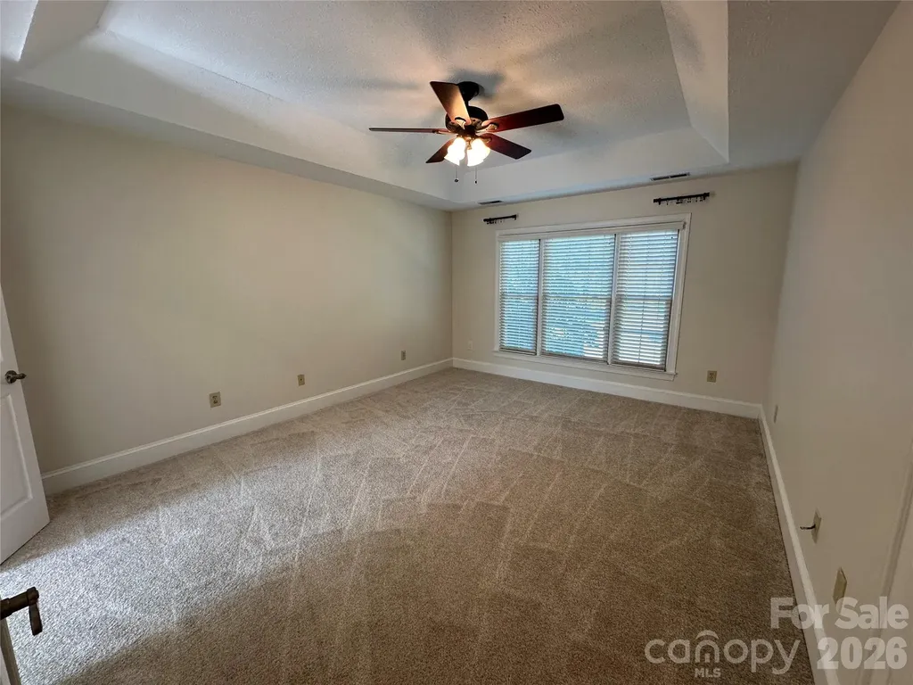 8219 Deer Drive Harrisburg NC 28075