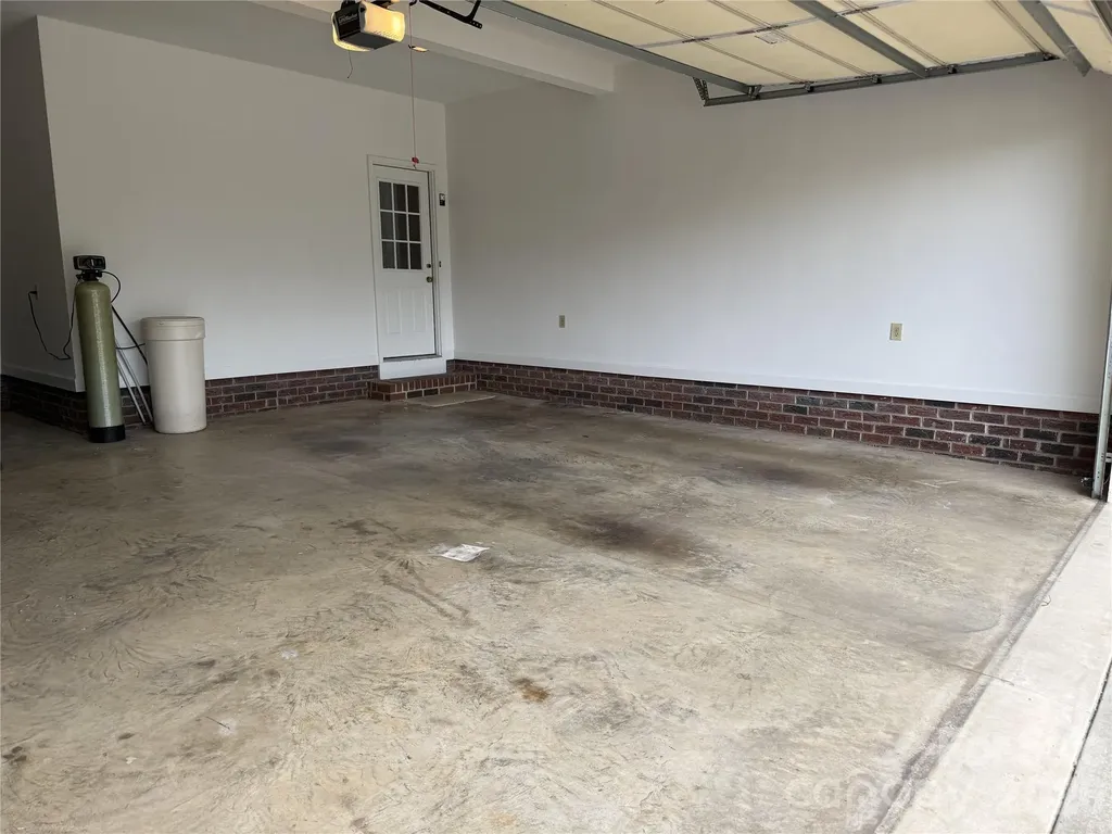 8219 Deer Drive Harrisburg NC 28075