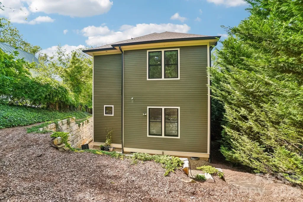 101 Santee Street Asheville NC 28801