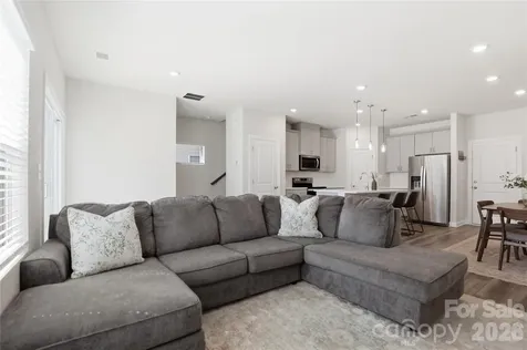 2317 Belterra Drive Charlotte NC 28216