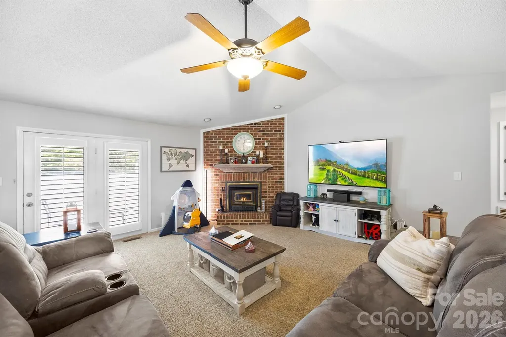 114 Cross Creek Drive Cherryville NC 28021