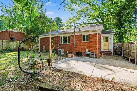 3942 Glenville Avenue Charlotte NC 28215