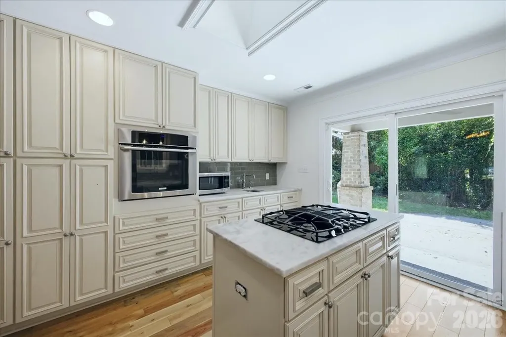 813 Walnut Avenue Charlotte NC 28208
