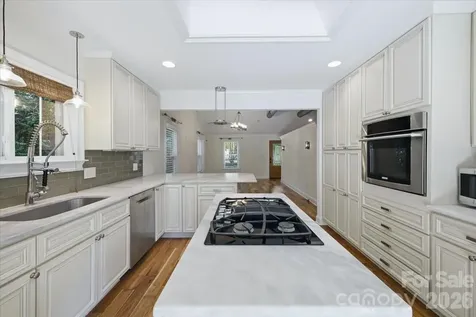 813 Walnut Avenue Charlotte NC 28208