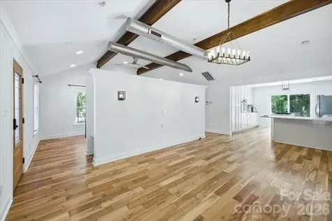 813 Walnut Avenue Charlotte NC 28208