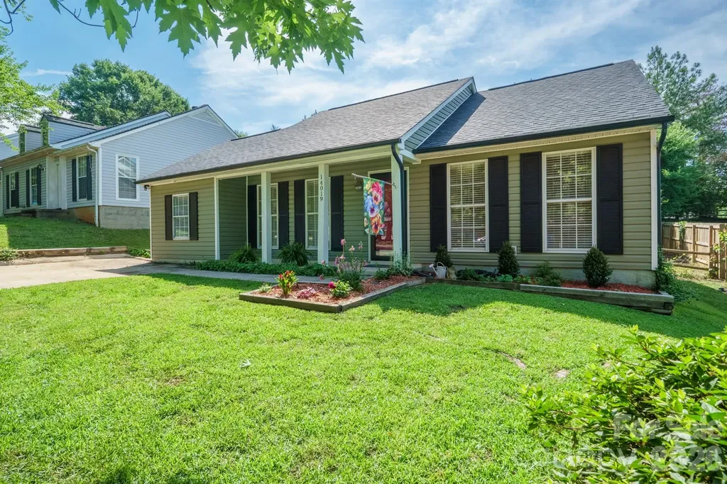 14019 Eden Court Pineville NC 28134